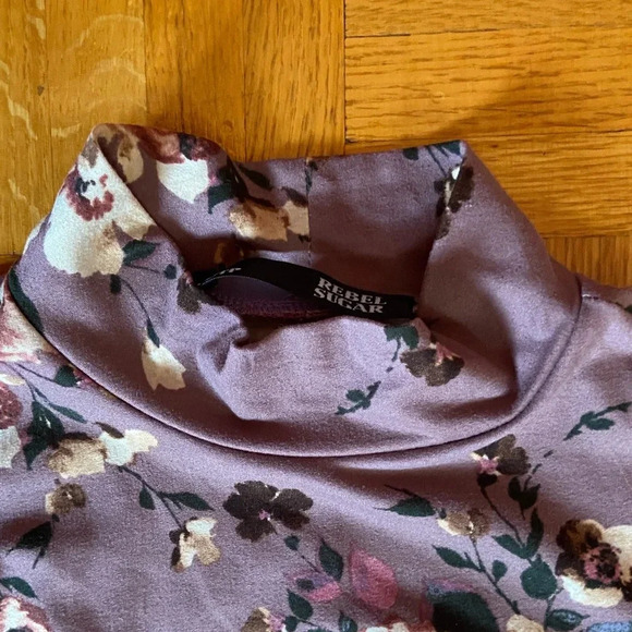 Floral mock neck dress - Picture 5 of 6